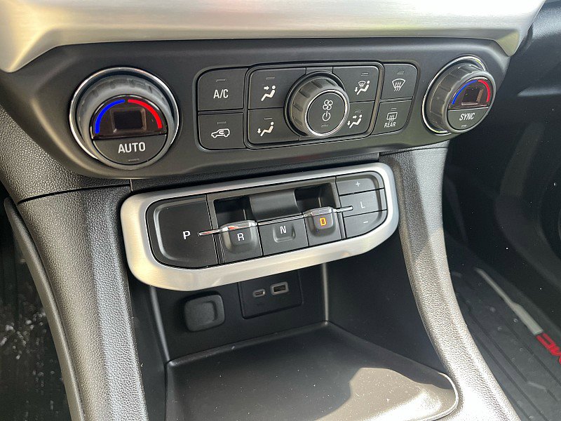 Used 2020 GMC Acadia SLE w/ Driver Convenience Package image 29