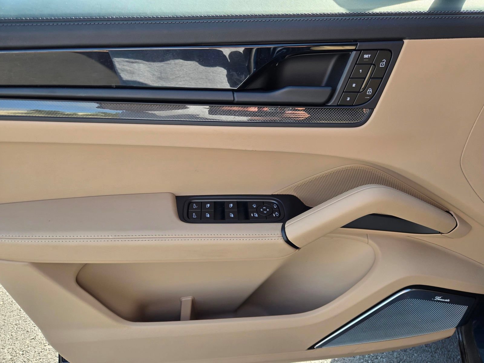 Certified 2026 Porsche Cayenne GTS AWD/4WD image 20