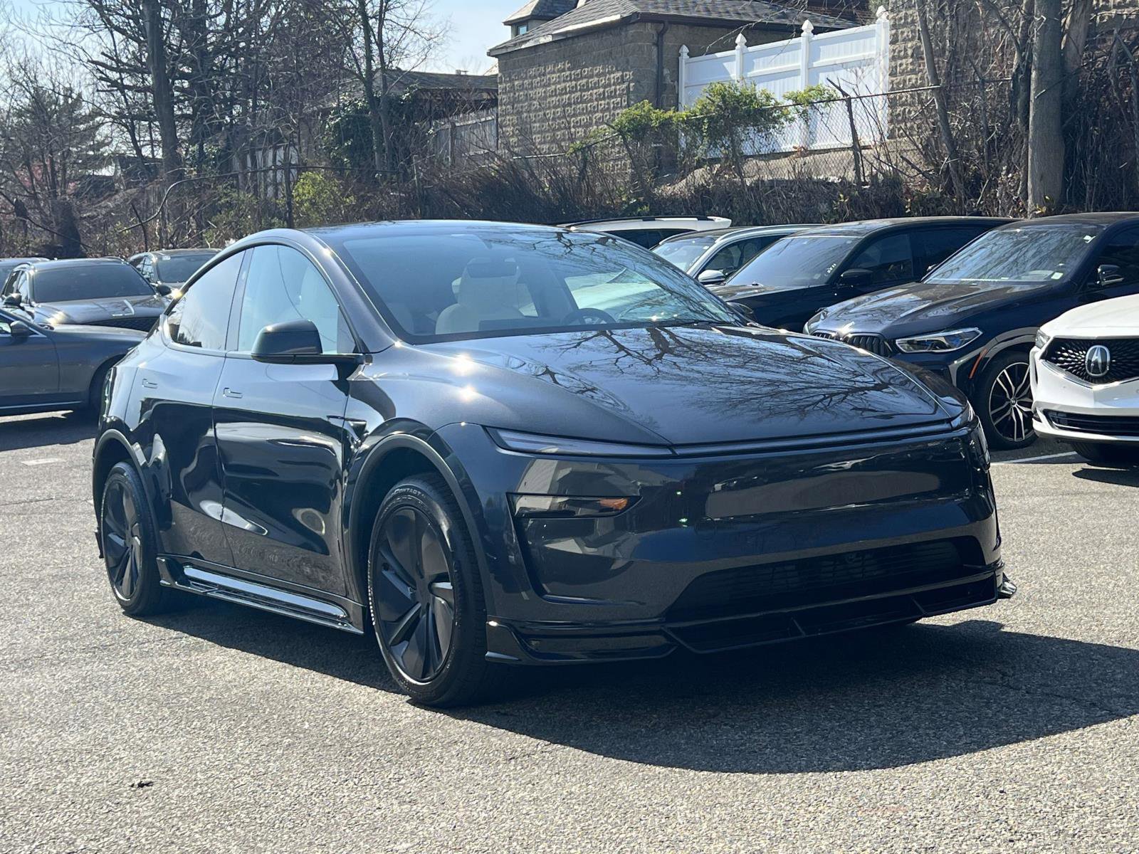 Used 2026 Tesla Model Y 2WD image 1