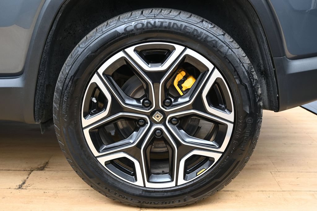 Used 2023 Rivian R1S Adventure Quad AWD/4WD image 11