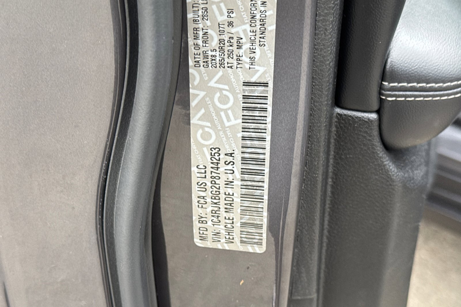 Used 2023 Jeep Grand Cherokee L Limited w/ Rear Seat Video Group I image 30