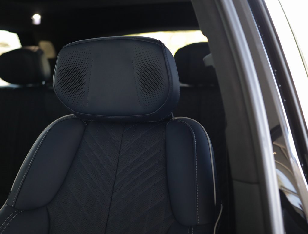 New 2026 Cadillac Vistiq Premium Luxury image 28