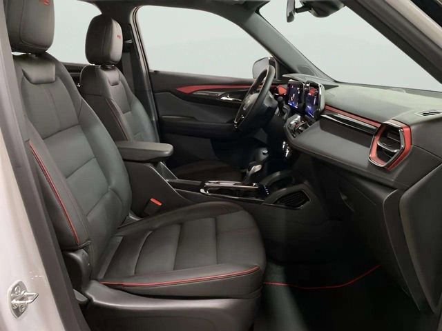 Used 2025 Chevrolet TrailBlazer RS w/ Convenience Package image 23