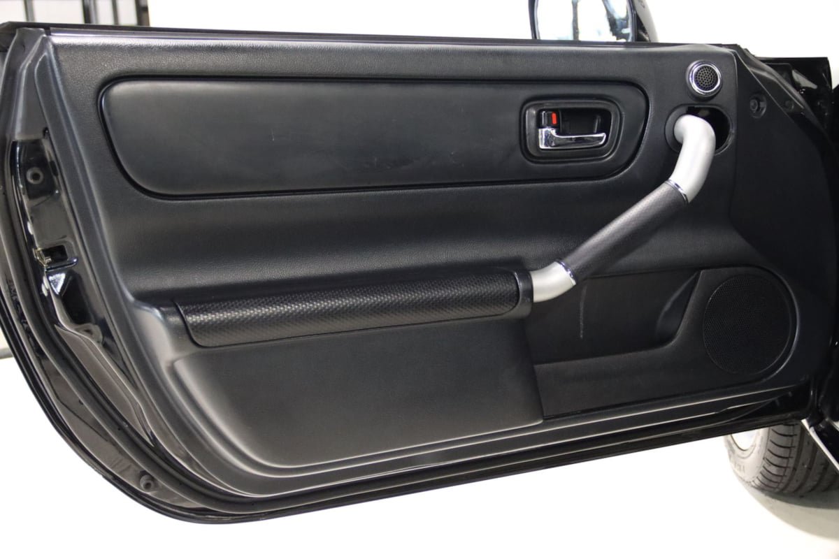 Used 2004 Toyota MR2 RWD image 38