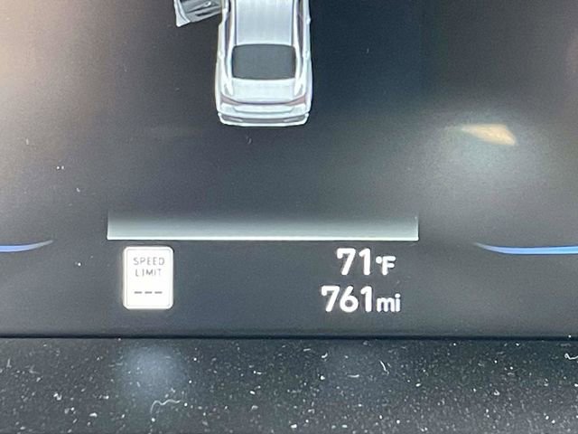 Used 2026 Hyundai Elantra Sport image 13