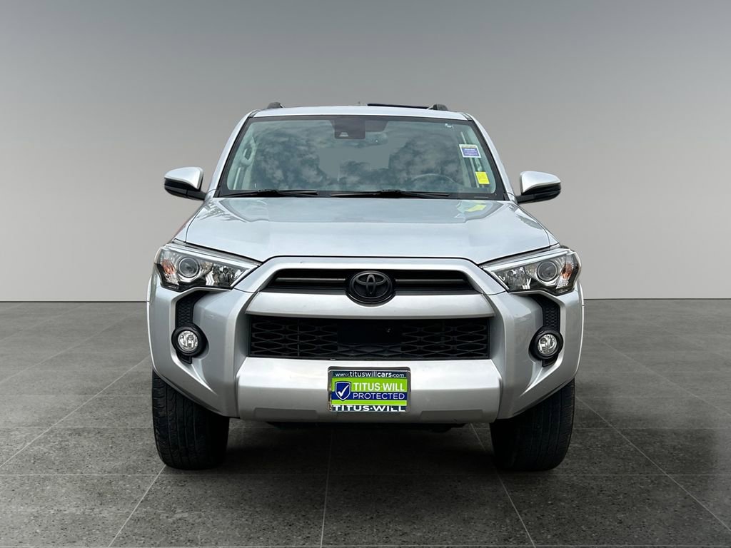 Used 2020 Toyota 4Runner SR5 image 3