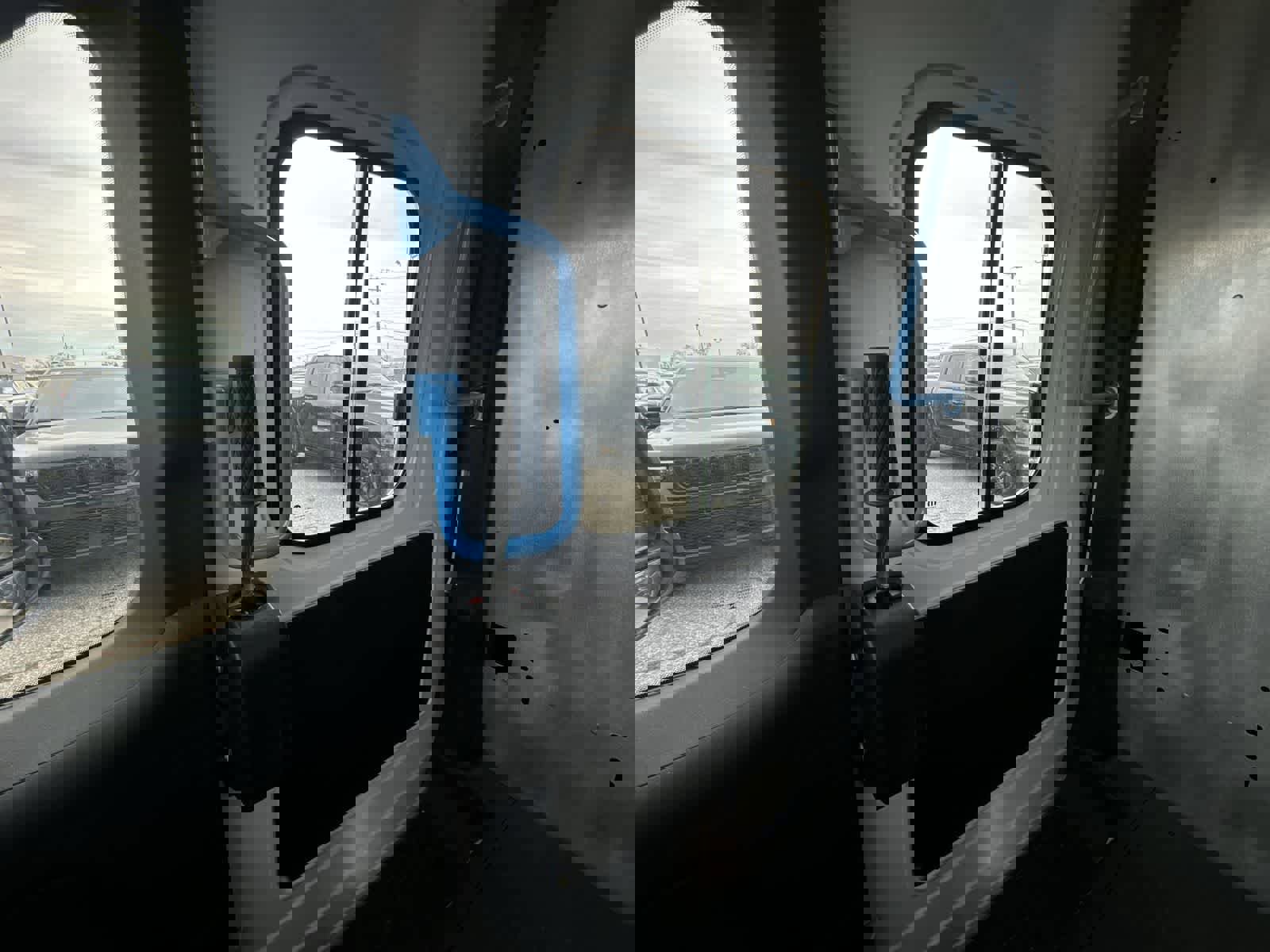 Used 2024 RAM ProMaster 3500 w/ Delivery Van Package image 27