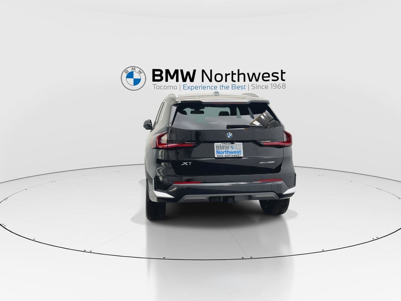 New 2025 BMW X1 xDrive28i w/ Premium Package image 13