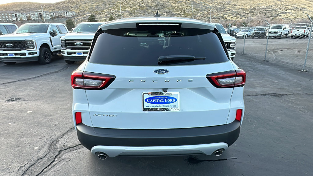 New 2026 Ford Escape Active FWD image 4
