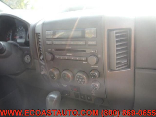 Used 2004 Nissan Armada SE Off-Road w/ (SR1) Sunroof Pkg (SE OR) AWD/4WD image 8