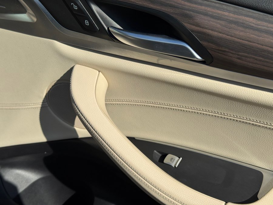 Used 2020 BMW X4 xDrive30i w/ Executive Package image 39