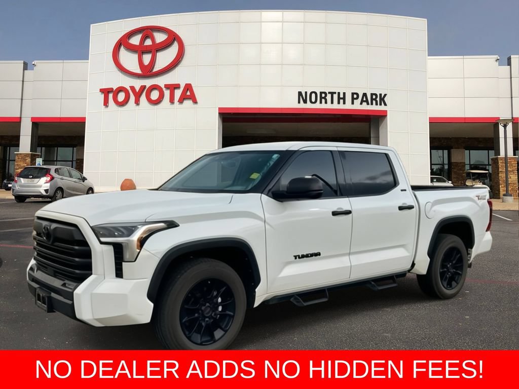 Used 2022 Toyota Tundra SR5 RWD image 1