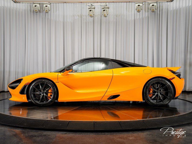 Used 2023 McLaren 720S Luxury image 17