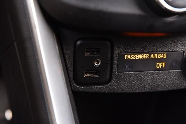 Used 2019 Chevrolet Trax LT w/ LT Convenience Package image 15