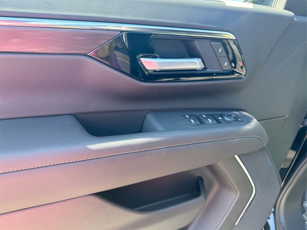 New 2026 Chevrolet Tahoe LS image 15