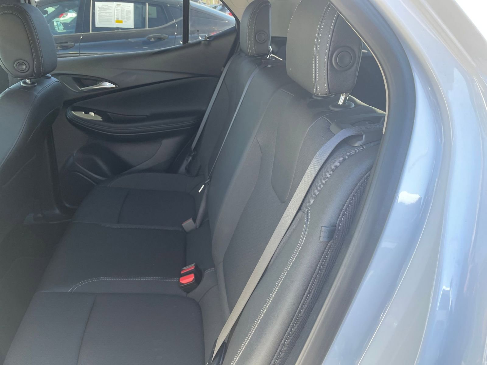 Used 2025 Buick Encore GX Preferred image 38