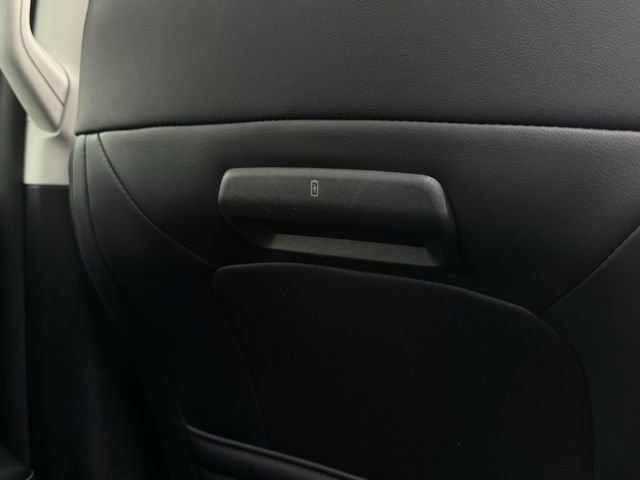 Used 2025 Ford Expedition Max Platinum image 32