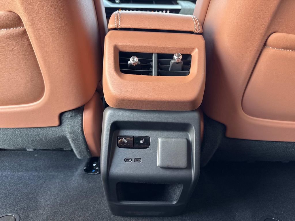 New 2026 Cadillac Optiq Luxury 2 image 16