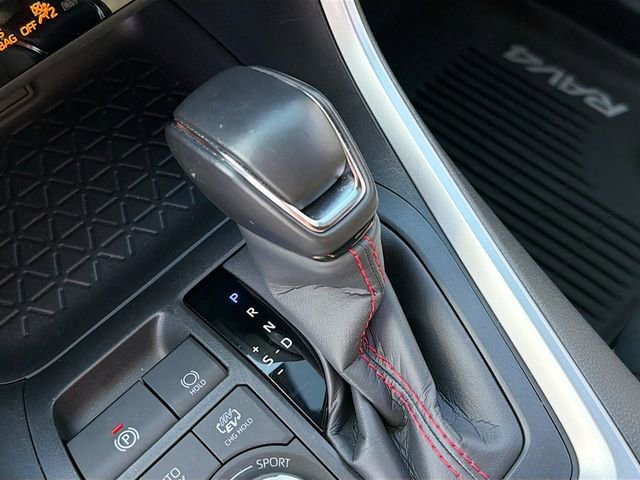 Used 2023 Toyota RAV4 SE w/ Weather & Moonroof Package AWD/4WD image 17