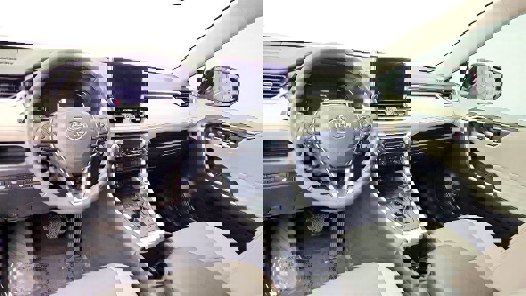 Used 2023 Toyota RAV4 XLE Premium image 13