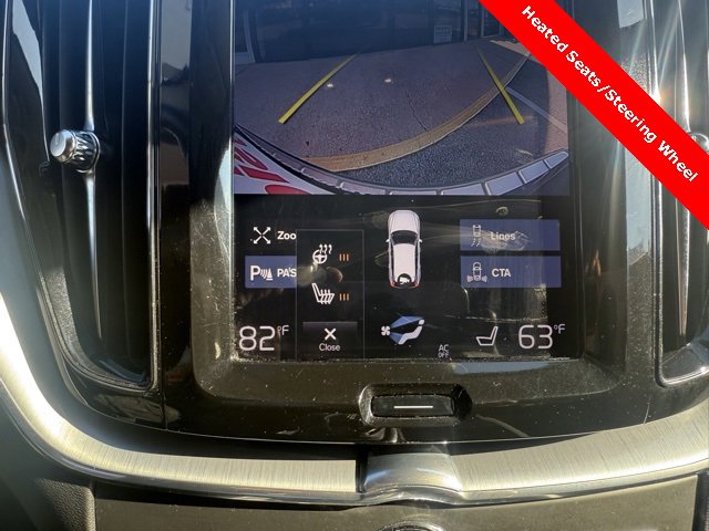 Used 2018 Volvo XC60 T6 Momentum w/ Convenience Package image 39