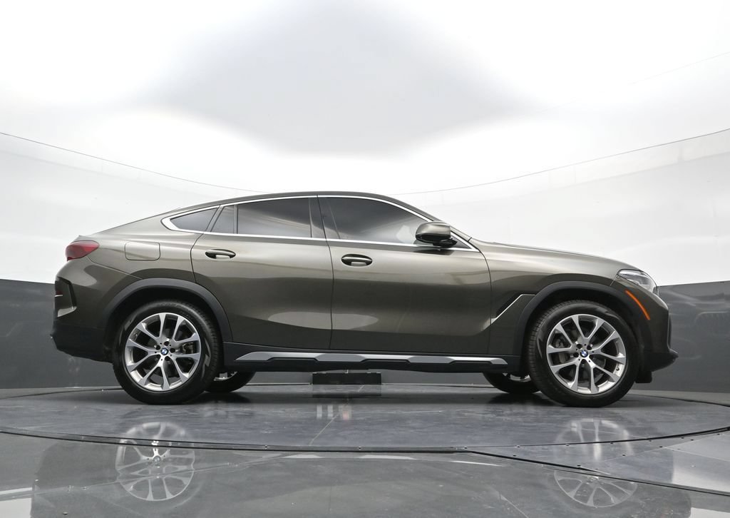 Used 2023 BMW X6 xDrive40i w/ Premium Package AWD/4WD image 28