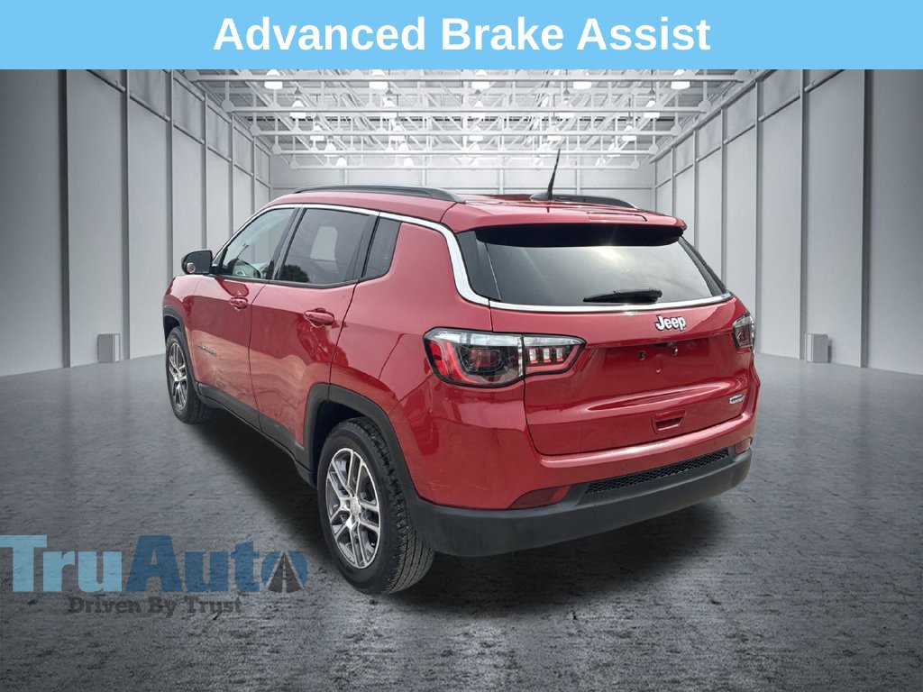 Used 2020 Jeep Compass Latitude FWD image 5