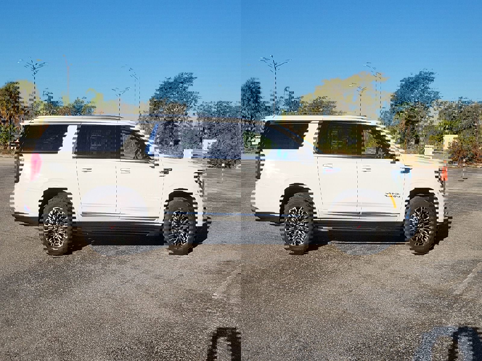 New 2026 GMC Yukon XL Elevation w/ Elevation Premium Package image 4