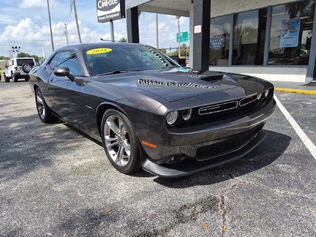 Used 2021 Dodge Challenger R/T RWD image 3