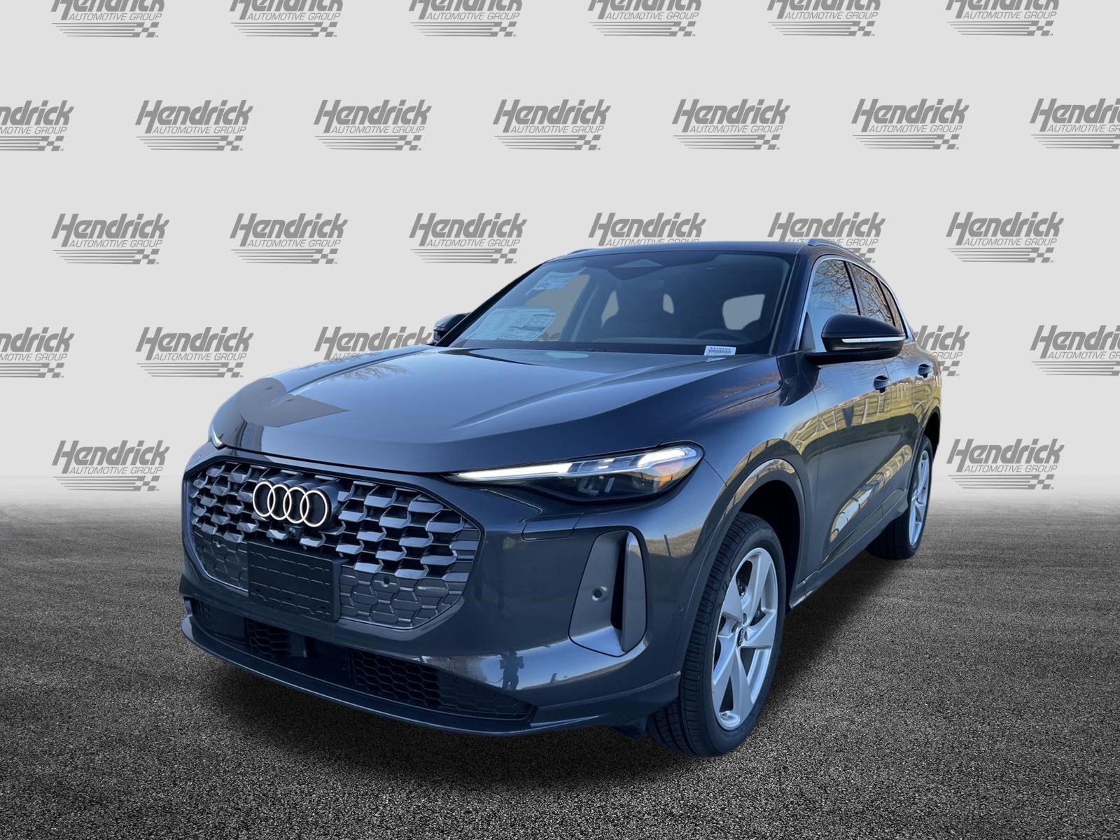 Used 2025 Audi Q5 Premium AWD/4WD image 5