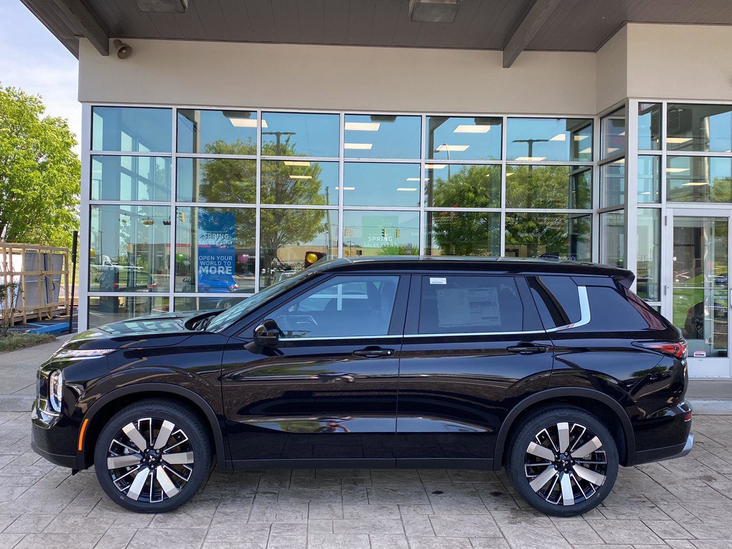 New 2026 Mitsubishi Outlander SE AWD/4WD image 4