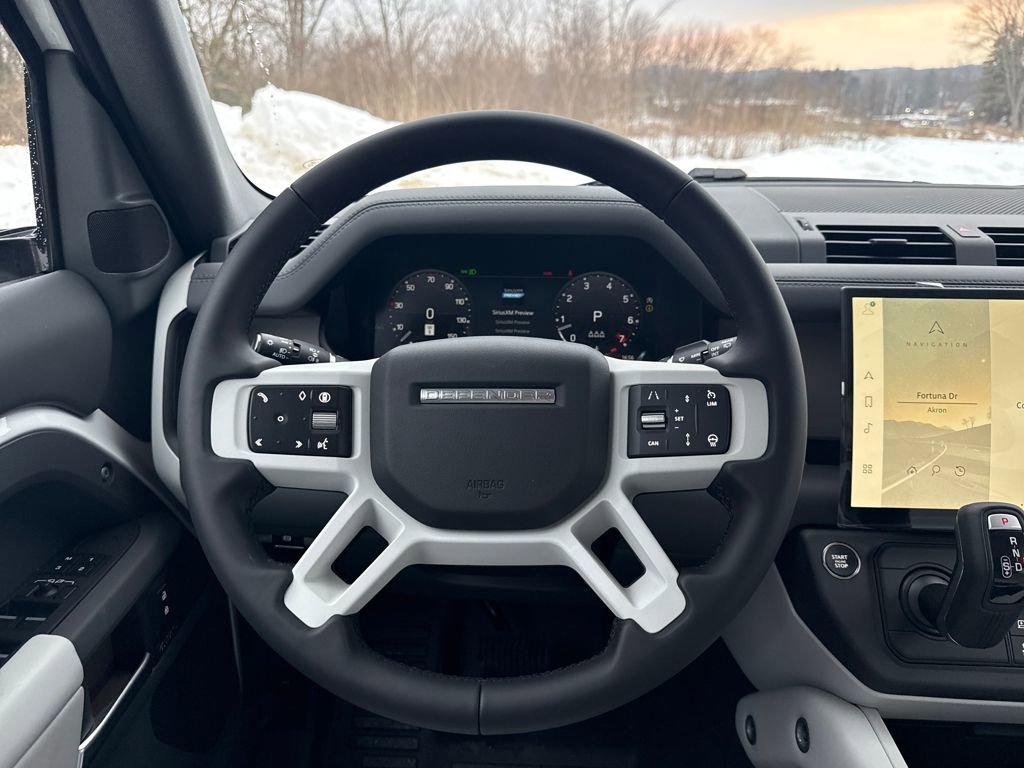 New 2026 Land Rover Defender 110 X-Dynamic SE image 18