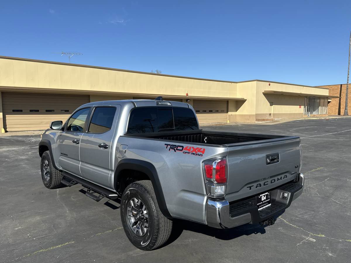 Used 2023 Toyota Tacoma TRD Off-Road AWD/4WD image 5