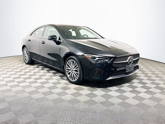 Used 2025 Mercedes-Benz CLA 250 image 1
