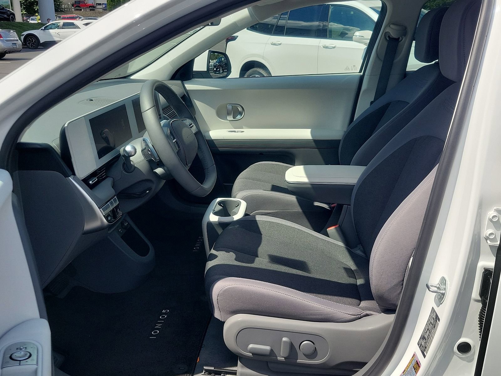 Certified 2024 Hyundai Ioniq 5 SEL image 13