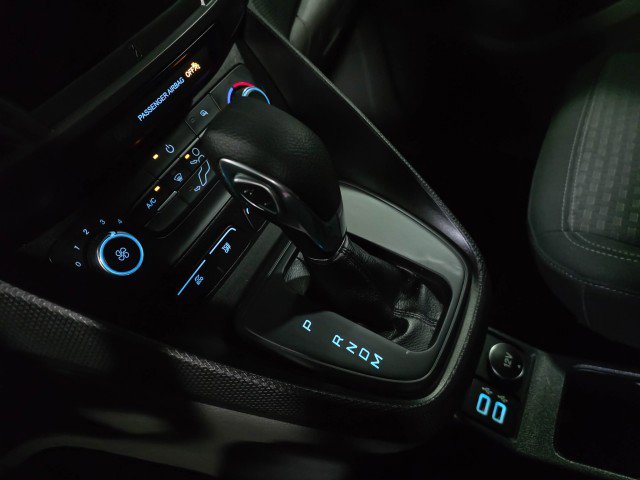 Used 2019 Ford Transit Connect XLT FWD image 25