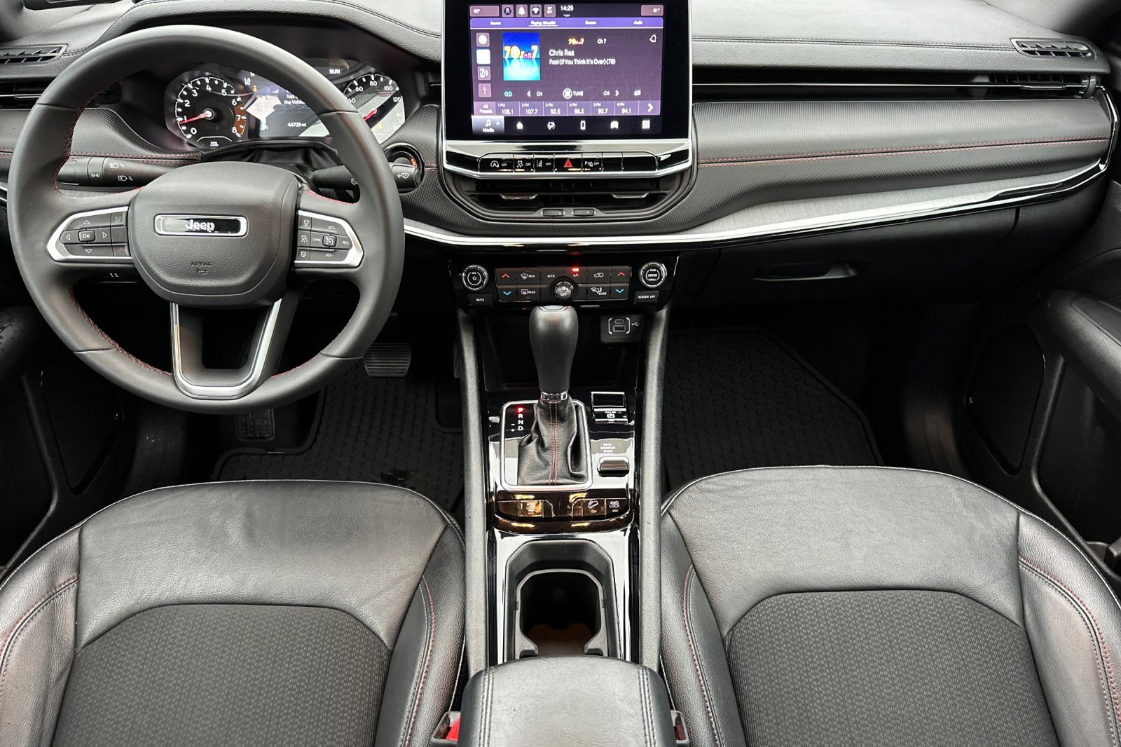 Used 2024 Jeep Compass Trailhawk image 14