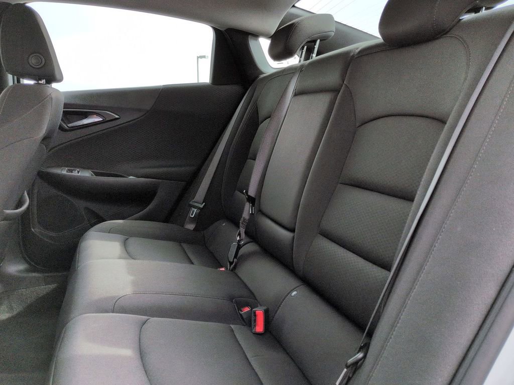 Used 2024 Chevrolet Malibu LT FWD image 37