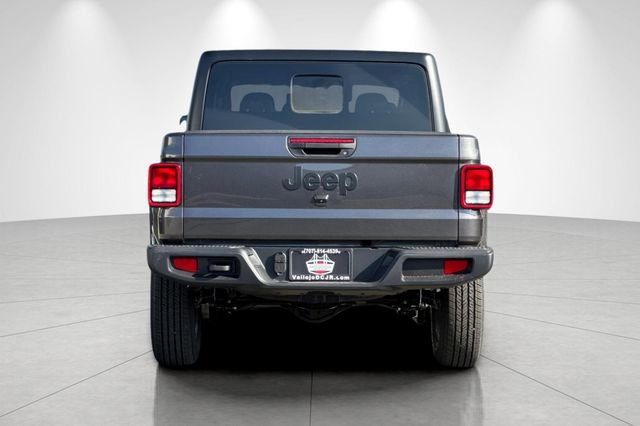 New 2025 Jeep Gladiator Sport AWD/4WD image 5