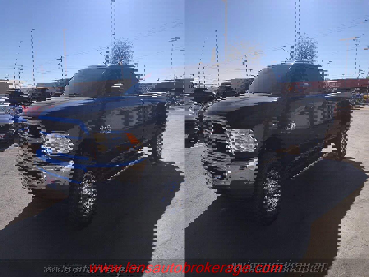 Used 2018 RAM 2500 Tradesman w/ Chrome Appearance Group image 4