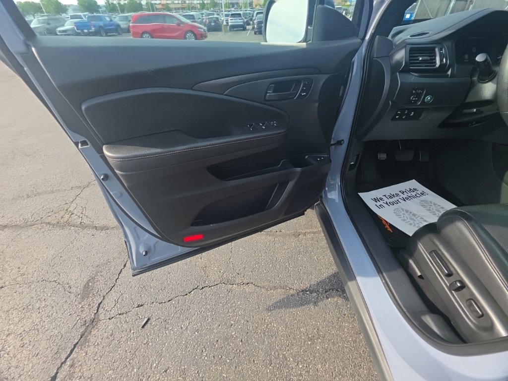 Used 2024 Honda Passport TrailSport image 13