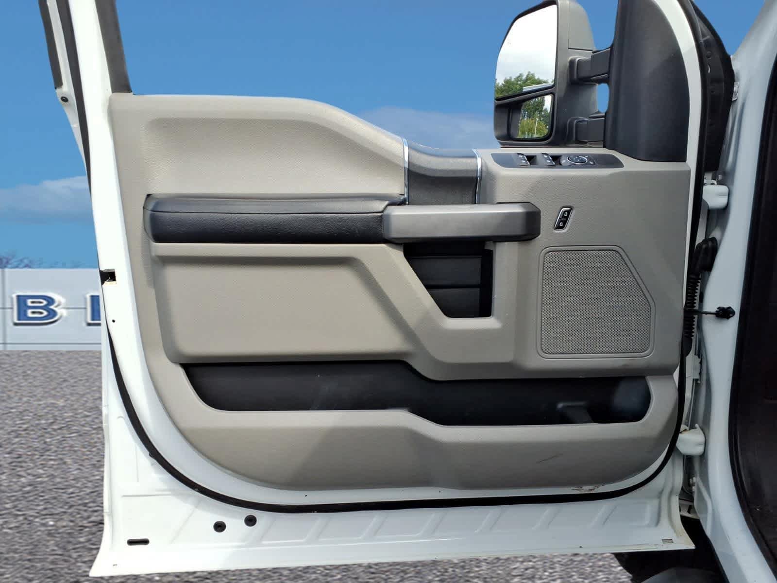 Used 2019 Ford F250 XLT AWD/4WD image 11