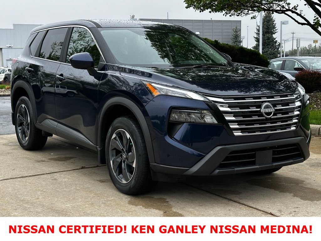 Certified 2026 Nissan Rogue SV AWD/4WD image 1