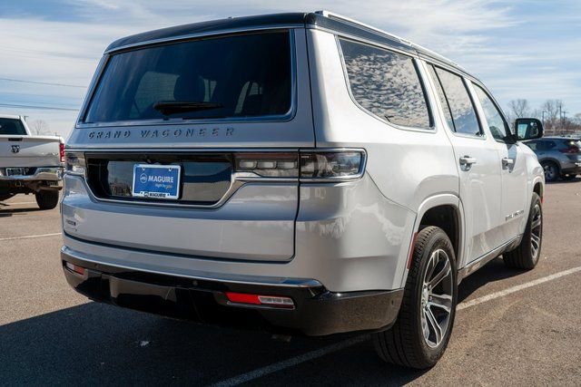 Used 2023 Jeep Grand Wagoneer 4WD w/ Flexible Seating Group image 6