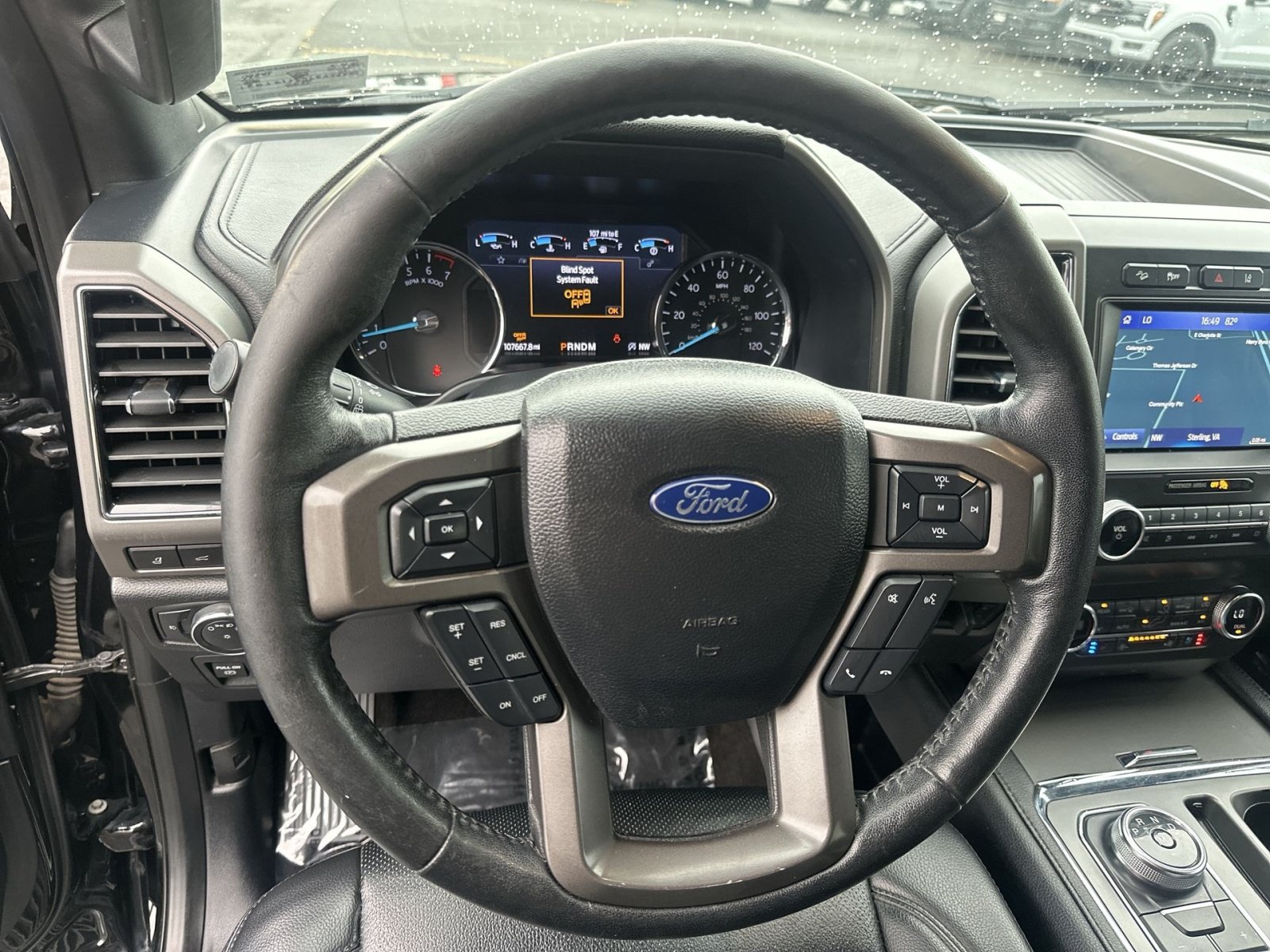 Used 2020 Ford Expedition Max XLT w/ Equipment Group 202A AWD/4WD image 17