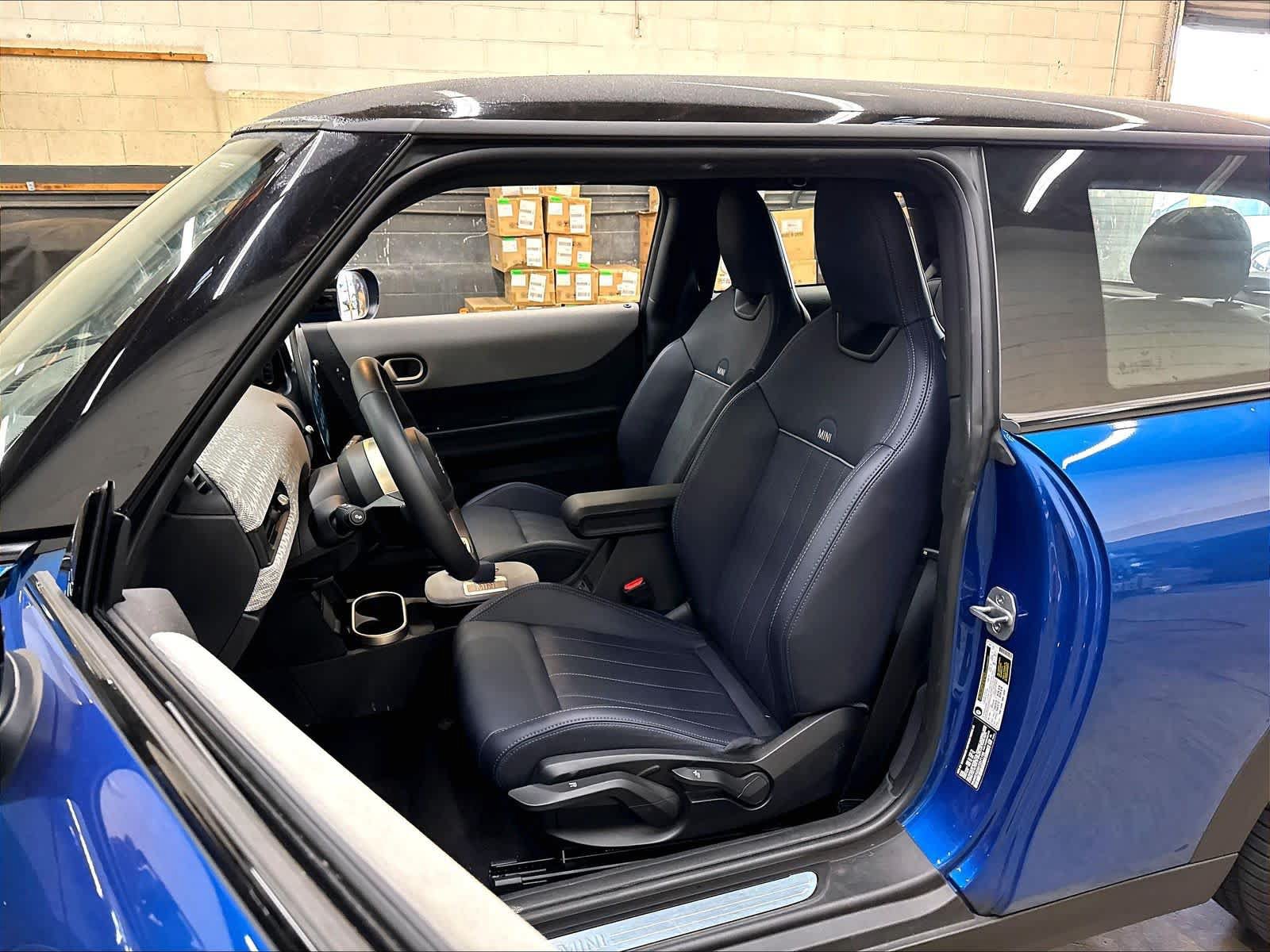 Used 2026 MINI Cooper S FWD image 27