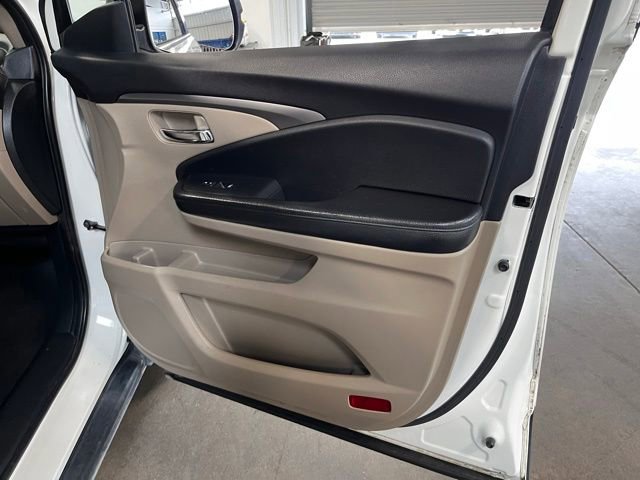 Used 2016 Honda Pilot EX-L image 12