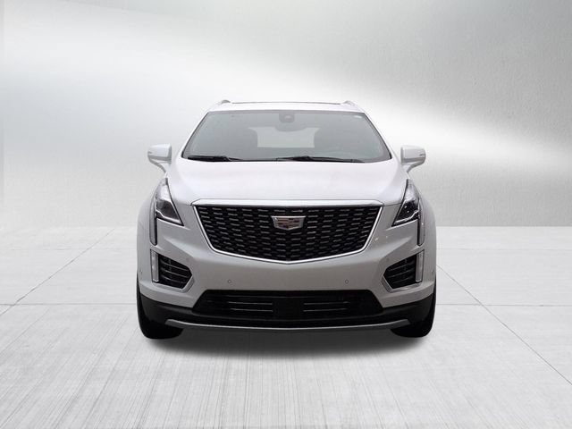 Used 2026 Cadillac XT5 Premium Luxury w/ Driver Assist Package AWD/4WD image 2