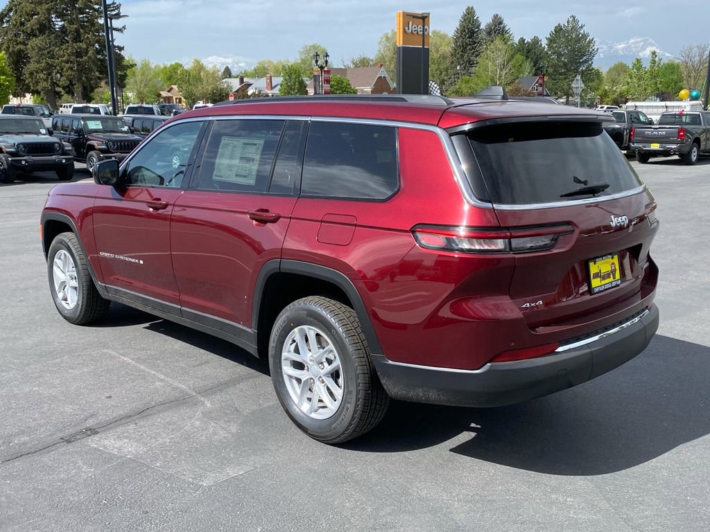 New 2025 Jeep Grand Cherokee L Laredo w/ Luxury Tech Group I AWD/4WD image 3