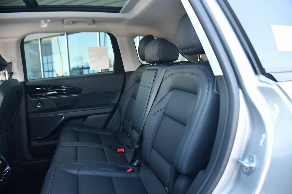 Used 2026 Lincoln Nautilus Premier w/ Equipment Group 102A AWD/4WD image 21